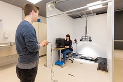 Photonische Systeme, Fasertechnologien und Messtechnik, Oberflächen- und Werkstofftechnologien sowie Bildverarbeitung und Prozesskontrolle