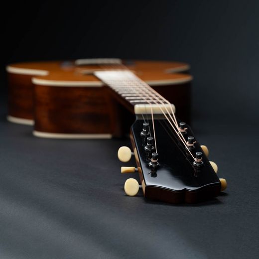 Foto: Gibson - liegend