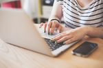Arbeiten am Labtop
