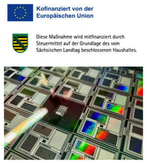 Logo: EFRE / Land Sachsen (Quelle: EU / Land Sachsen); Foto: Demonstrator-Wafer mit Sensorstrukturen (Quelle: WHZ / R. Heimburger)