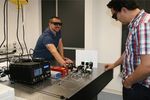 Tobias Baselt und Bryan Nelsen sind Mitarbeiter des AZOM.