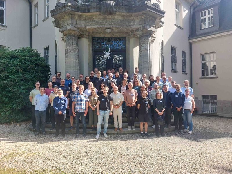 Gruppenfoto der Teilnehmenden