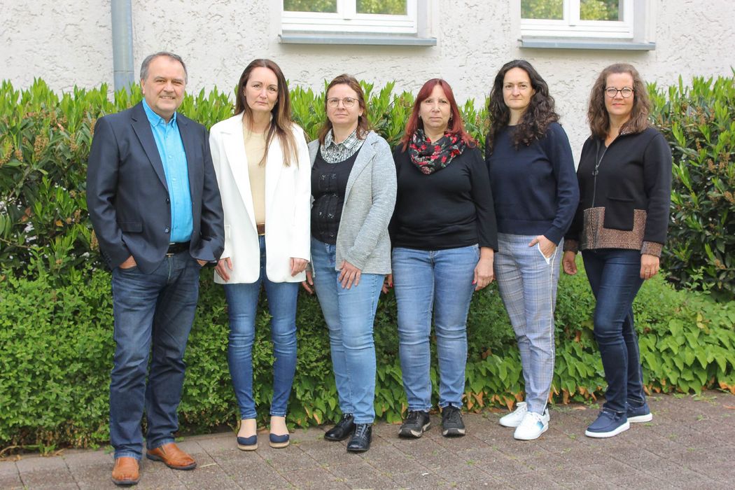 Foto: Gruppenbild der Mitarbeiter des Dezernates für Haushalt und Finanzen. (Quelle: WHZ/Motz)