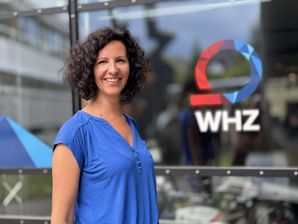 auf dem Bild sieht man die Projektsachbearbeiterin des Dezernates Forschung und Drittmittelangelegenheiten: Katja Möller