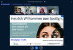 Grafik: Ein Screenshot mit einer Grafik im Vordergrund und oben vier Fotos.
