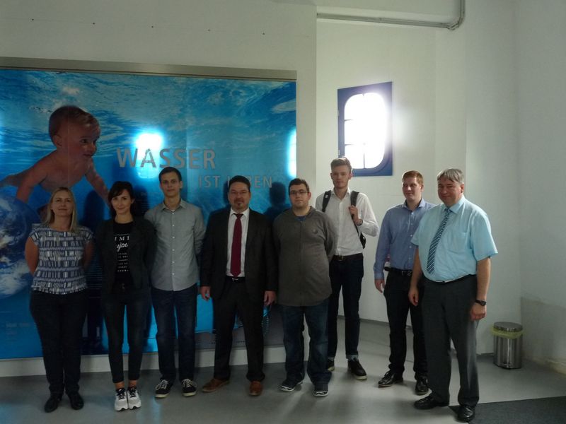 Foto: Gruppenbild. Besichtigung des Wasserturms Oberplanitz mit den Wasserwerken Zwickau.