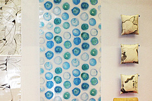 Foto: Designobjekte Messestand "Creativa" 2014. Stand der Angewandten Kunst Schneeberg, Studienrichtung Textilkunst / Textildesign zur Creativa
