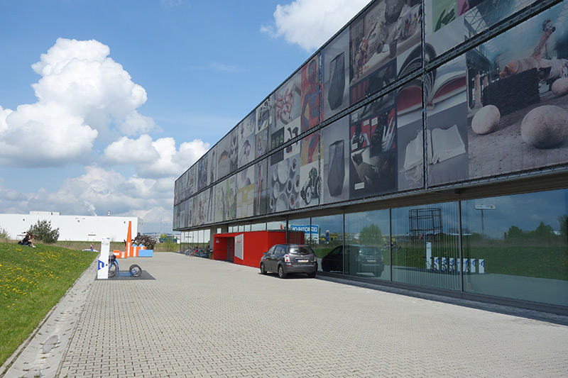 Außenfoto: Ladislav Sutnar Faculty of Design and Art of the University of West Bohemia (Aussenansicht)