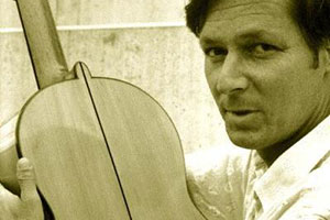Vorschaubild: Mann mit Gitarre. Solokonzert Flamencogitarre mit Jan Hengmith.