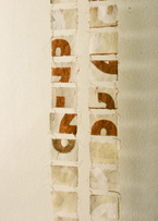Foto 8: Studienarbeiten. Zwei Banner aus Papier.