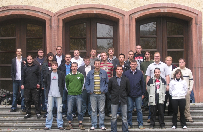 Gruppenfoto: Gruppe 2 / Studenten des Jahrgangs 2007