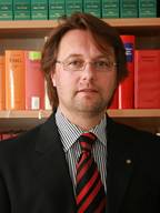 Foto: Prof. Dr. rer. pol. Reiner Polzer