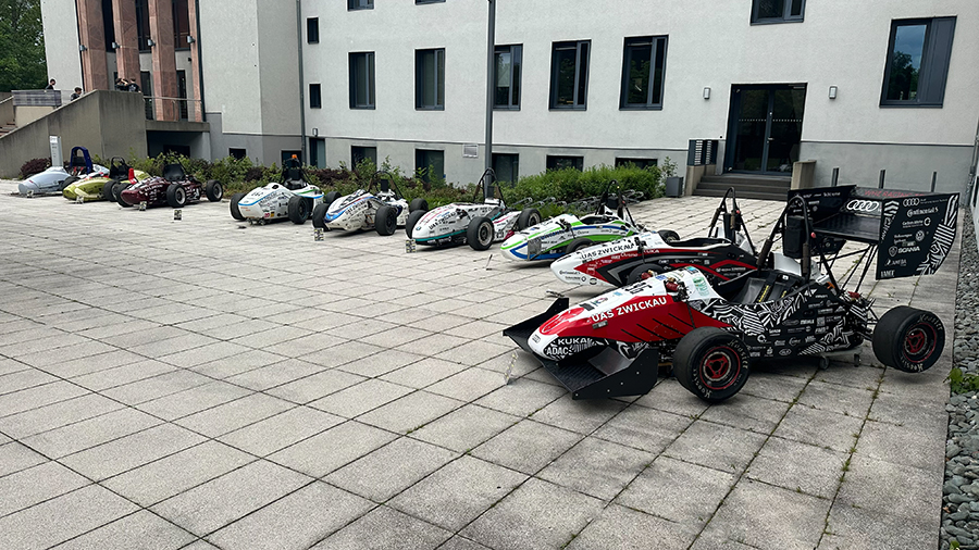 Präsentation aller gebauten Rennautos des WHZ Racing Teams.