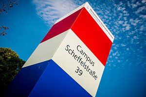 Eingangssäule - Campus - Scheffelstraße