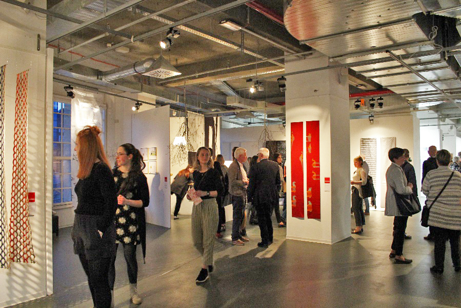 Ausstellung Tuchfühlung
