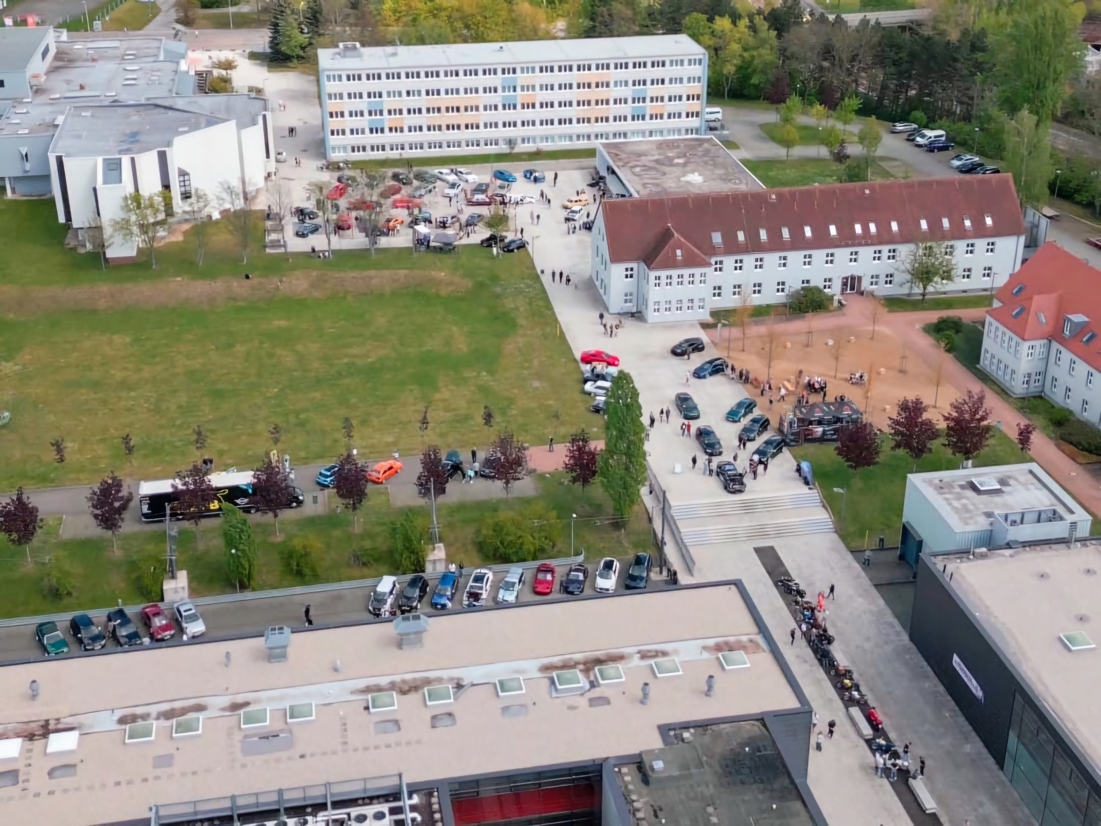 Der Hochschulcampus aus der Vogelperspektive. 